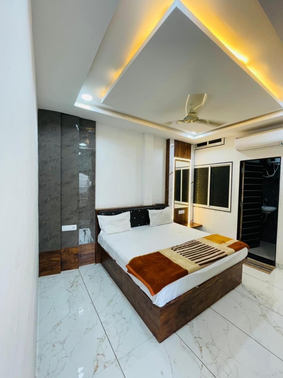 Hotel Shree Shyam Sharnam Godarpura Exterior foto